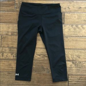 Under Armour Running Capri leggings. SIZE: XS.